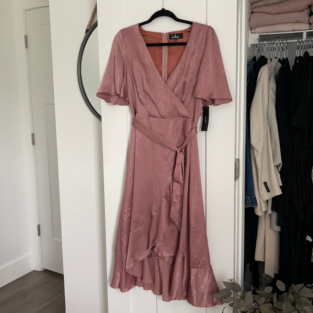 NWT satin dress from Lulus!